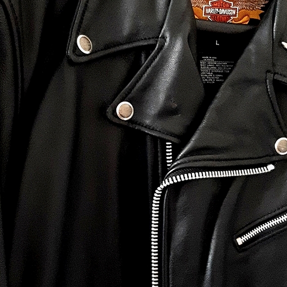 Harley Davidson Black Leather Jacket - Picture 2 of 10